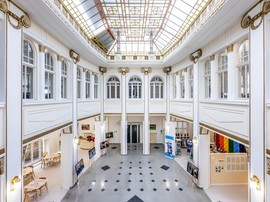 Galerie Dolní is a shared space in the historic centre of Olomouc that connects art, education and social entrepreneurship, showcasing products and projects of various social enterprises from the region.